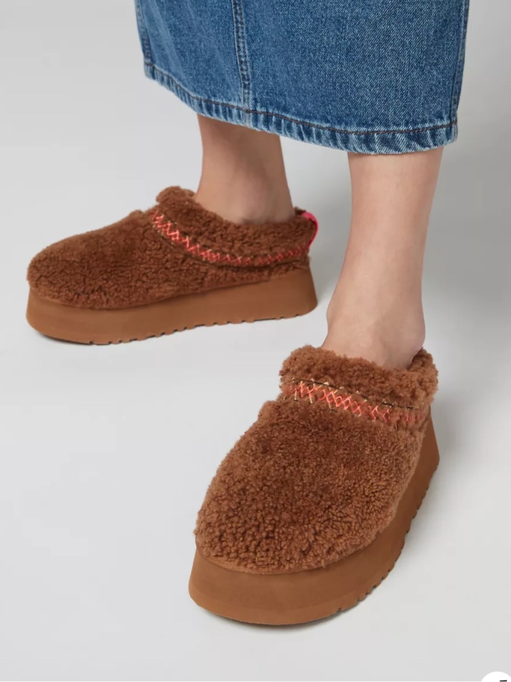 UGG Tazz Heritage Braid Slippers | Size 9